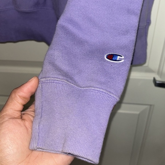 Lavender champion sweater - Picture 6 of 10